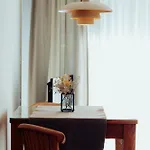 Appartementhotel Seeblick 4* グローナウ