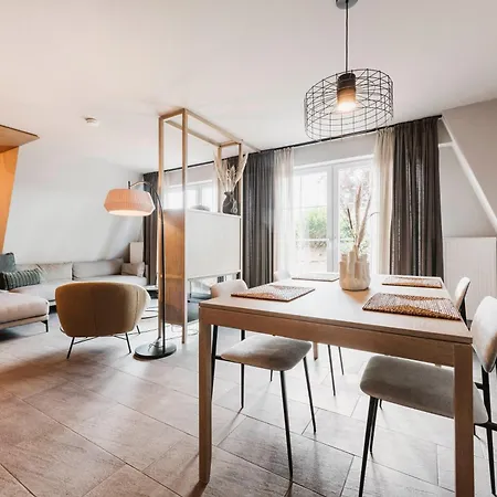 Appartementhotel Seeblick 4*